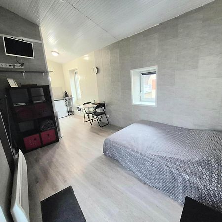 Studio Des Lacs - 2 Pers - Centre-Ville Brassac-les-Mines Exterior photo